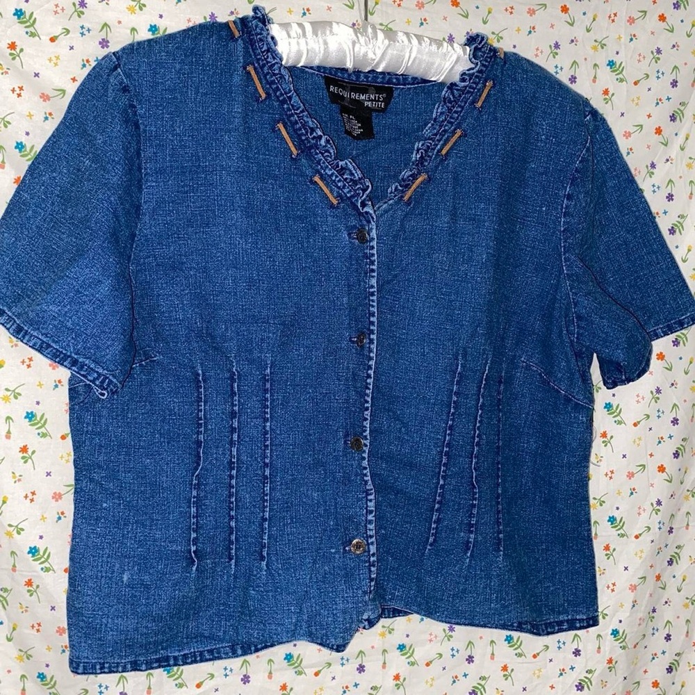 short sleeve blouse with brown suede ties. From the brand Requirements - Picture 2 of 7